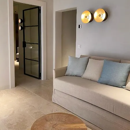 Apart-hotel Laqua By The 4*