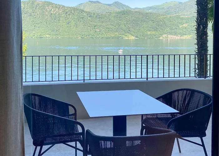 Apart-hotel Laqua By The